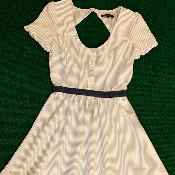 Cute dress by Lucca Couture - Picture 1 of 6